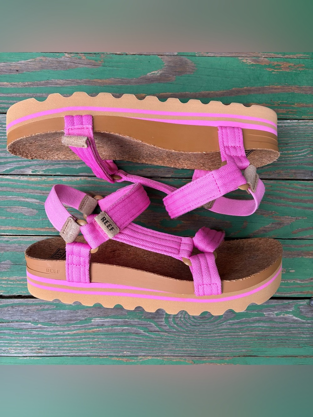 REEF Cushion Rem Hi Sandals Womens Sz 8.5 Pink Malibu Platform Shoes